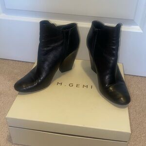 M. Gemi black heeled booties